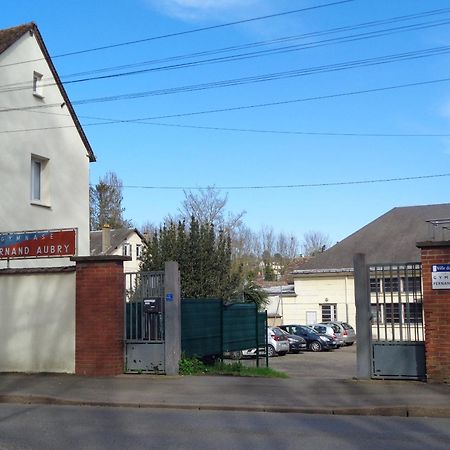 Matin D'Ete Apartment Chartres Exterior photo